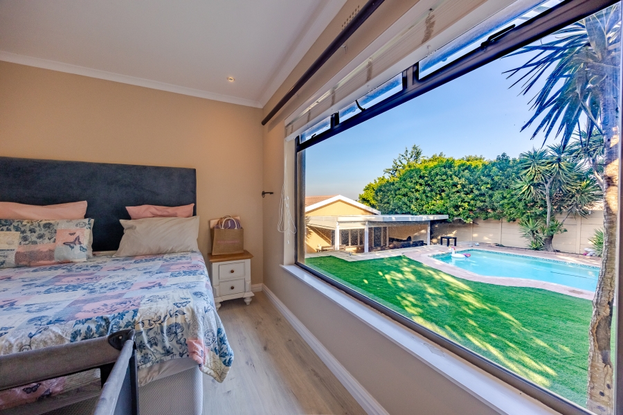 4 Bedroom Property for Sale in Flamingo Vlei Western Cape